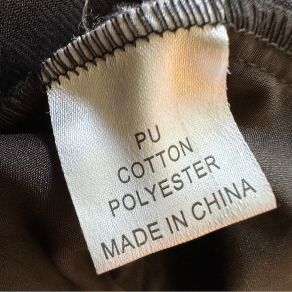 Princess Polly X Olivia Jade | Black Faux Leather Cargo Joggers Size 10 - Picture 6 of 8